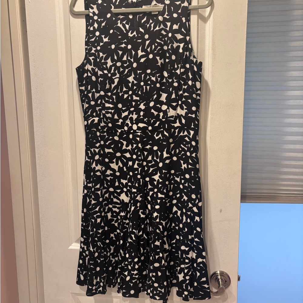 Diane Von Furstenberg Black and White Patterned Mini Dress